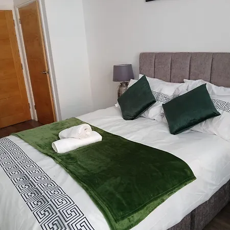 Apartment 2bedroom 2bath 4bed Flat For 6guest With Parking *