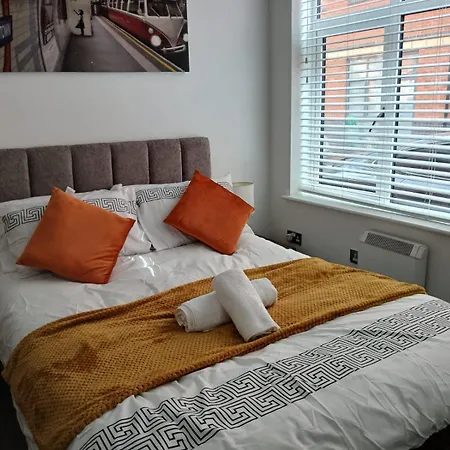 2bedroom 2bath 4bed Flat For 6guest With Parking Apartment Birmingham