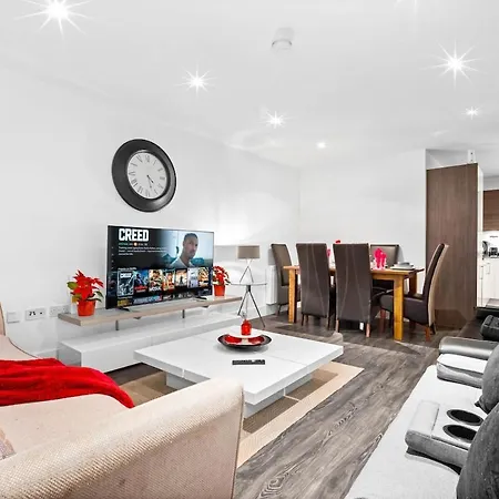 2bedroom 2bath 4bed Flat For 6guest With Parking * Birmingham